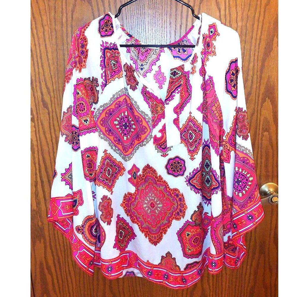 Chicos Paisley Bell Sleeve Blouse Size 3/XL Pink Tulip, Orange Medallion Multi